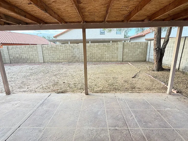 11344 W Barbara Ave — Photo 12