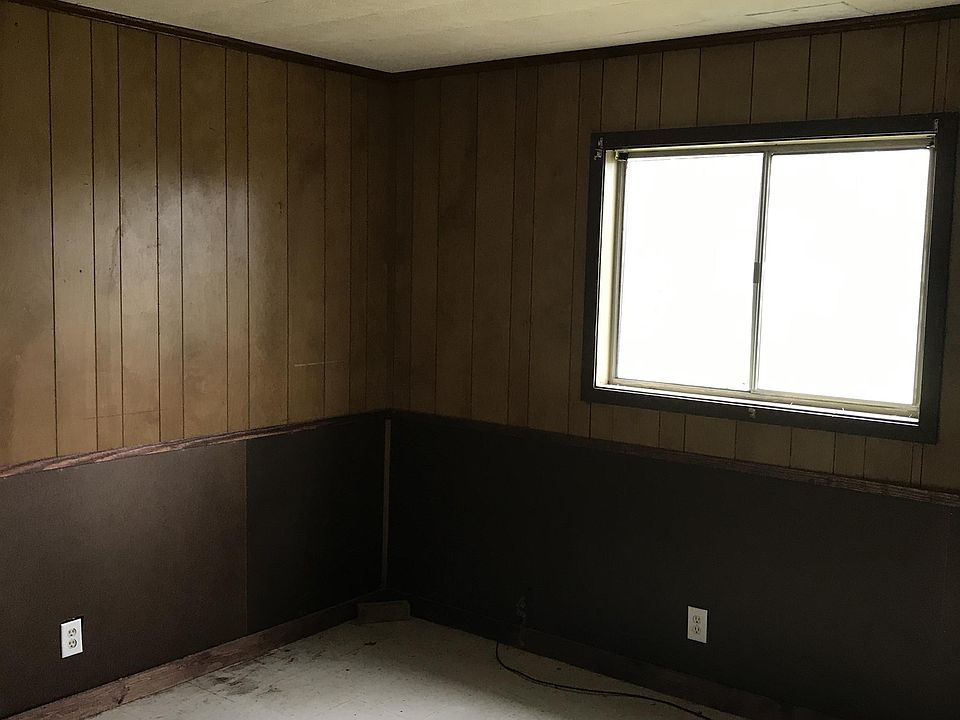 2nd image of 19 Savella Dr