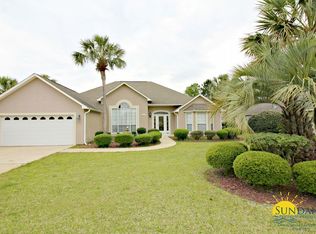 1985 Rue La Fontaine, Navarre, FL 32566