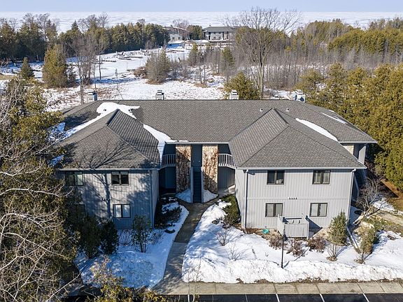 2nd image of 4654 Harbor Dr Unit K6