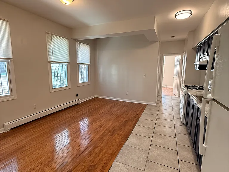 39 Tichenor Ter #1L — Photo 3