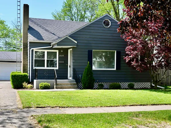 2610 Willa Dr, Saint Joseph, MI 49085