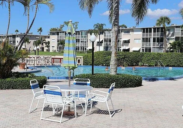 2855 S Garden Dr #211 — Photo 22