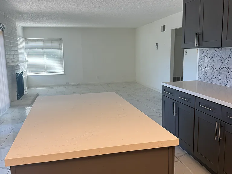 739 W San Martin Pl — Photo 10