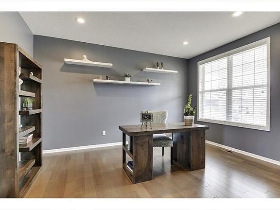 2nd image of 5424 Southridge Cir