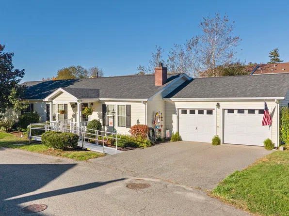 5111 Pheasant Ln, Middleboro, MA 02346