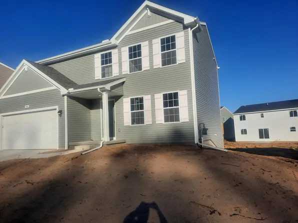 806 Hollyhock Dr, Greenville, MI 48838