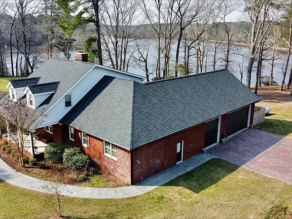 3rd image of 3959 Dean Avenue