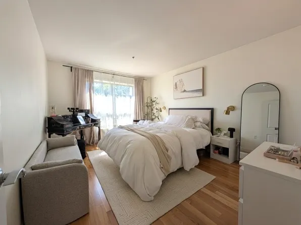 5711 Jefferson Street image 7 of 18