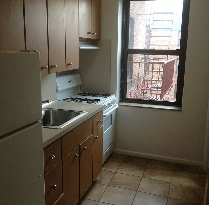 1st image of 6620 108th St