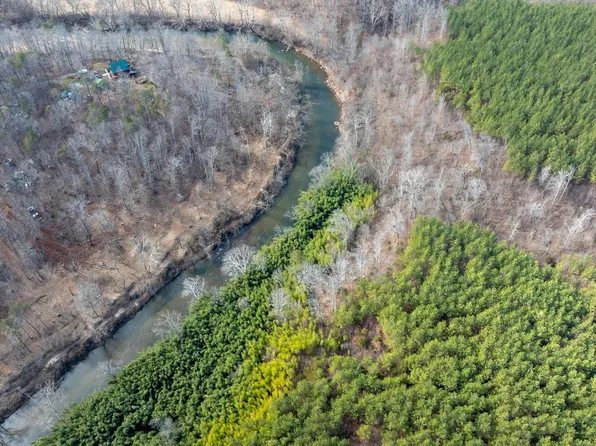 W Gretna Rd, Sandy Level, VA 24161