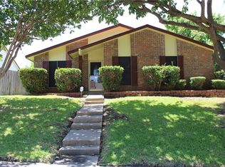 1708 Golden Grove Dr, Mesquite, TX 75149