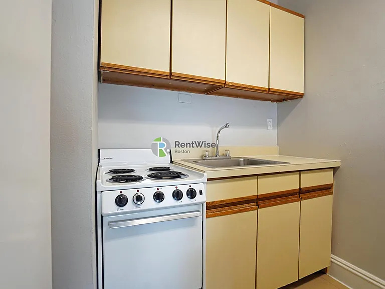 1114-1118 Commonwealth Ave — Photo 27