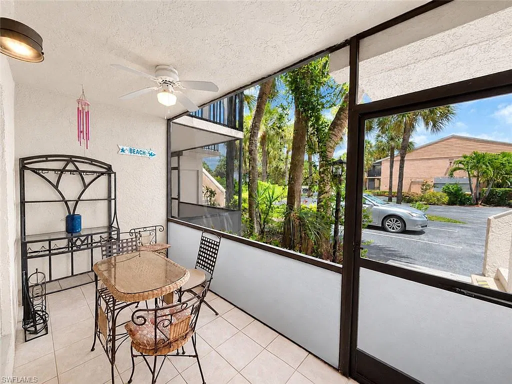 2 bed, 2.0 bath, 1246 sqft, $1,895 — Photo 4