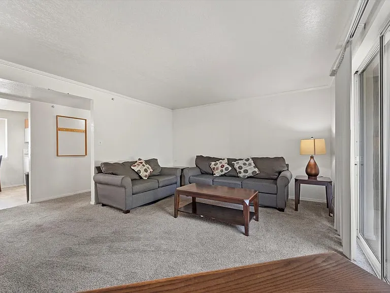 724 W 1720 N #103 — Photo 7