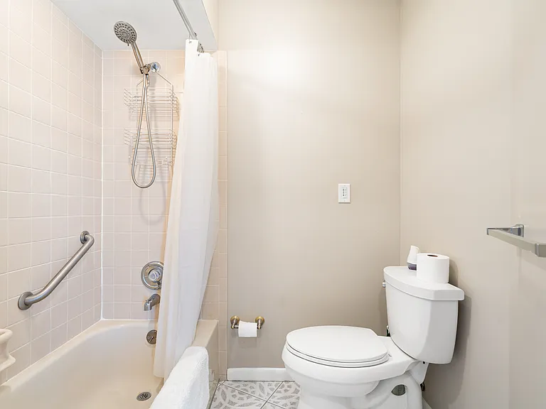 2316 S Shore Dr SE — Photo 24