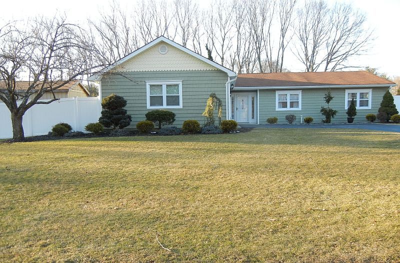 1st image of 50 Patricia Ln