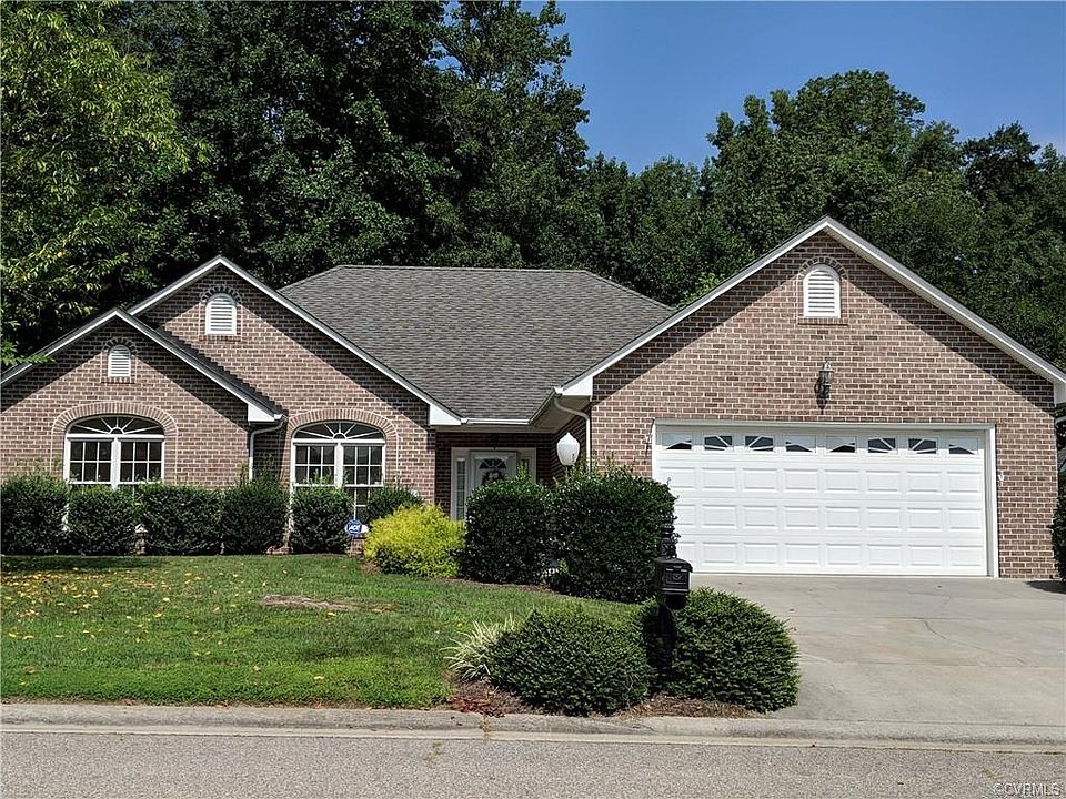1st image of 517 Cobblestone Dr