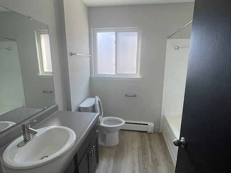 333 Marshall Apartments — Photo 13