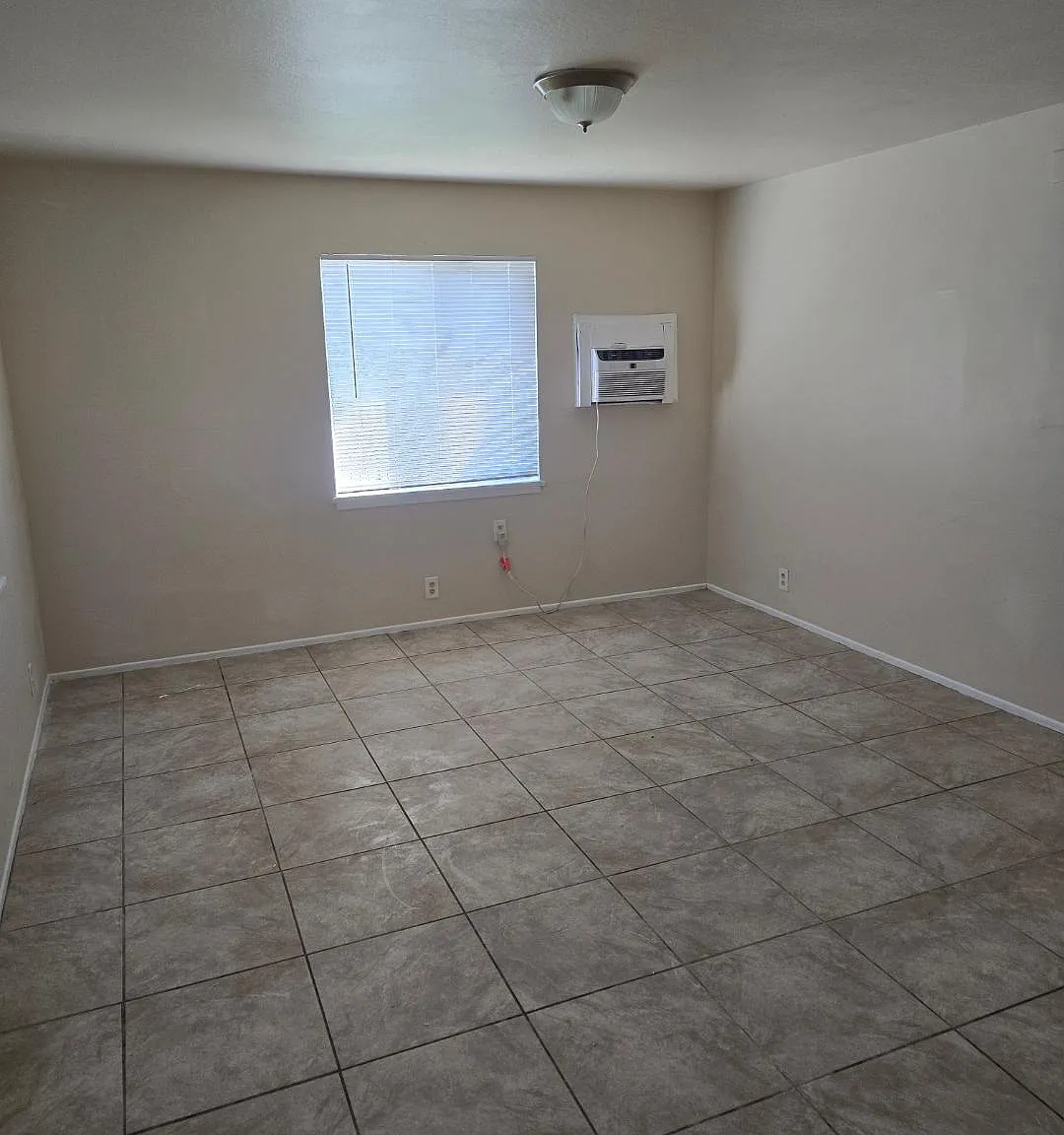 1 bed, 550 sqft, $1,500 — Photo 1
