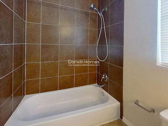 3rd image of 4921 Flipper Dr #4921