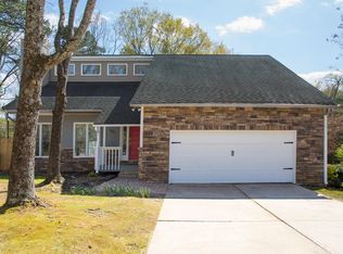 101 Middle Rd, Greenville, SC 29607