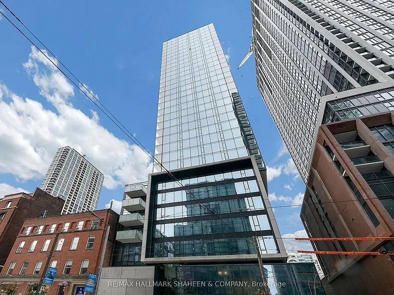 11 Charlotte St #Penthouse 04 — Photo 1