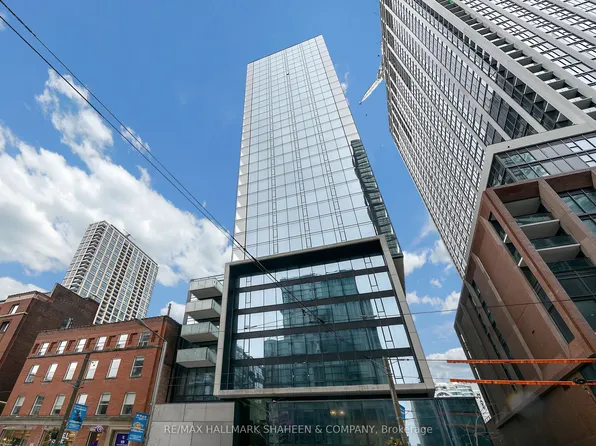 11 Charlotte St #Penthouse 04, Toronto, ON M5V 0M6