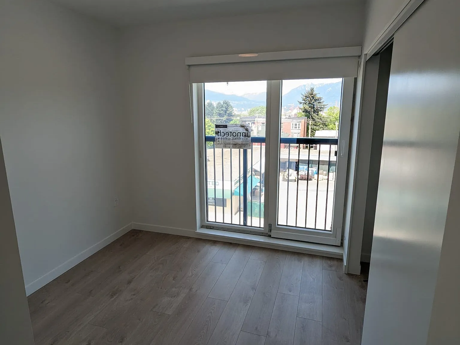 1 bed, 450 sqft, $2,500 — Photo 2