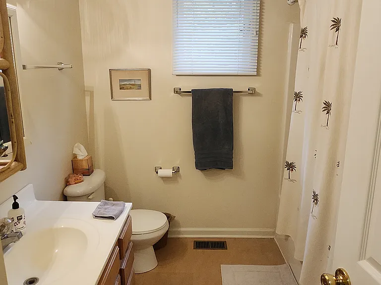 400 Valley Road Ext — Photo 3