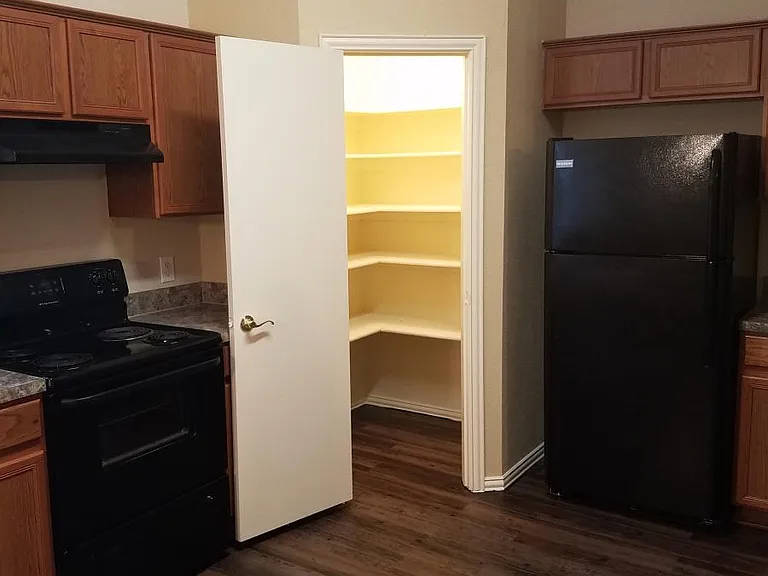 6103 Ridan Ln — Photo 14