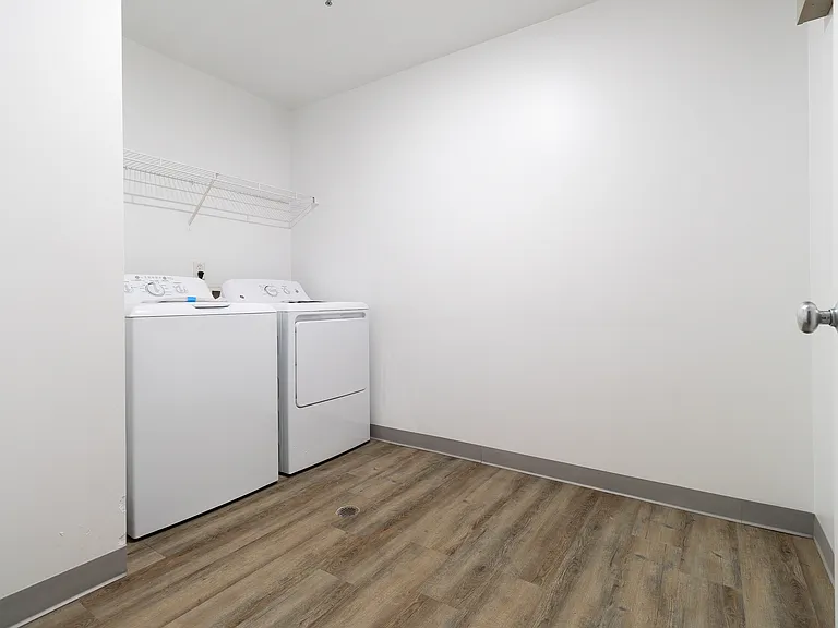 Palmer Court Townhomes — Photo 13
