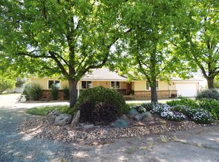 23180 N Tretheway Rd, Acampo, CA 95220