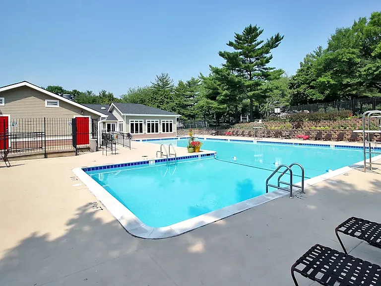 The Hamptons at Town Center — Photo 1