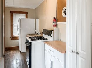 210 S 9th St APT B, Lexington, MO 64067