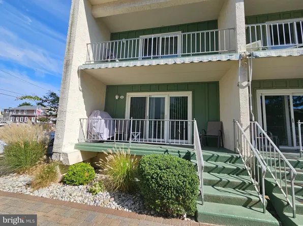 114 E 23rd St #11, Beach Haven, NJ 08008