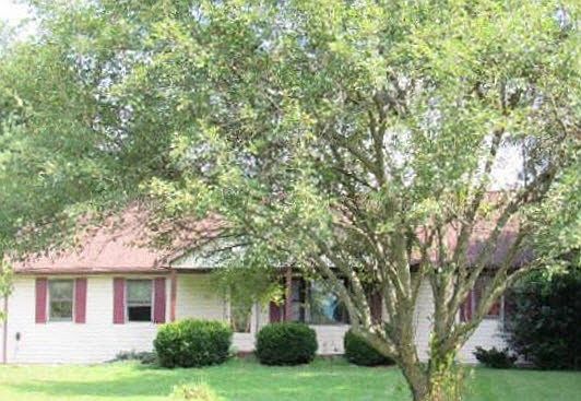 3rd image of 2821 E County Ave