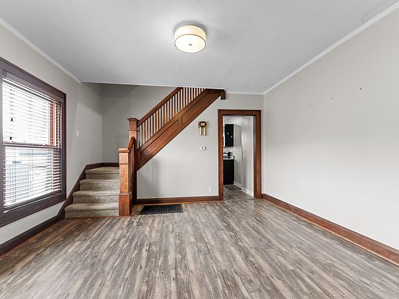 3rd image of 802 N Bancroft St #802