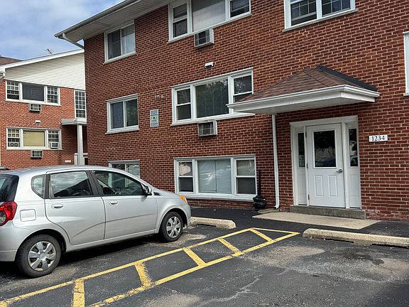 4th image of 1234 Main St #1C