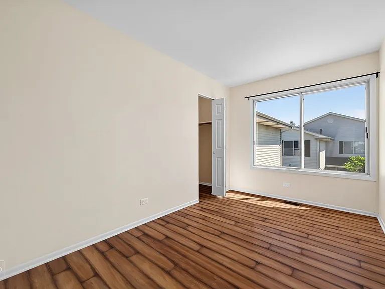 7922 Knottingham Cir #B — Photo 12