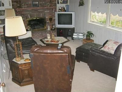 3rd image of 756 W 38th St