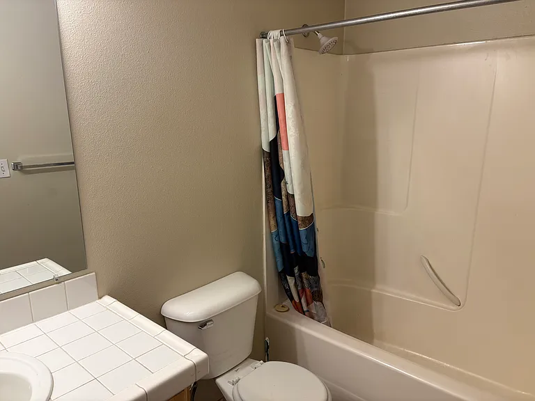 17644 SW Lawton St — Photo 14