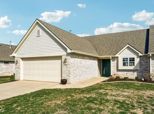 1564 Fairfield Dr, Greenfield, IN