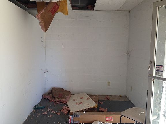 5th image of 502 Hospital Dr