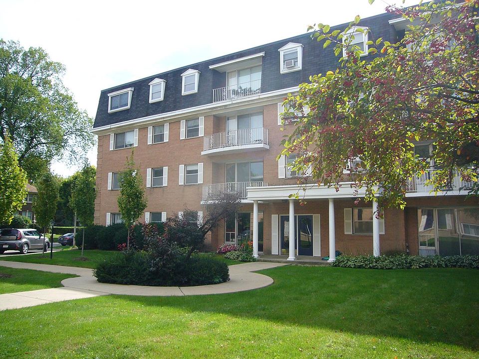 1st image of 415 Wesley Ave APT 42