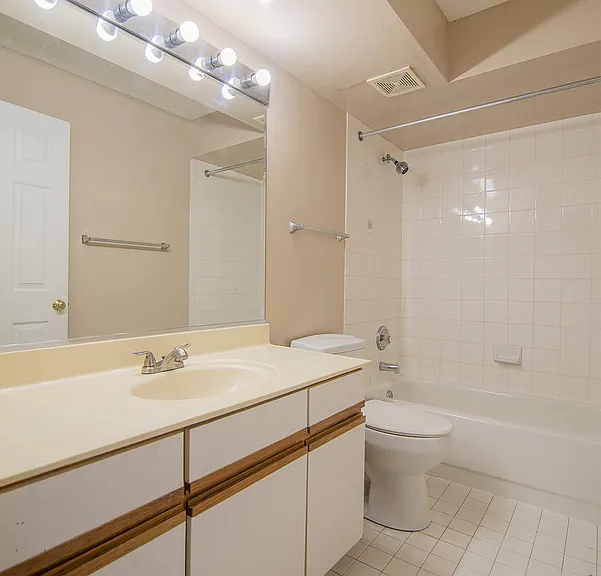 6551 W School St #103B — Photo 17