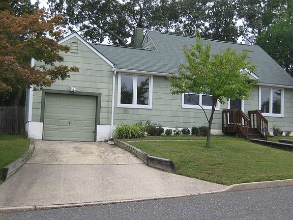 2nd image of 321 18th Ave