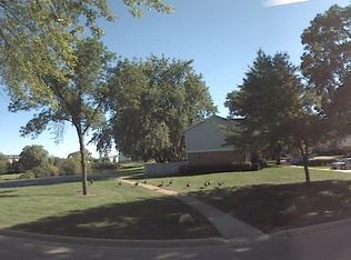 101 Villa Rd, Streamwood, IL 60107