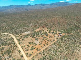 22500 S Bumble Bee Rd, Mayer, AZ 86333