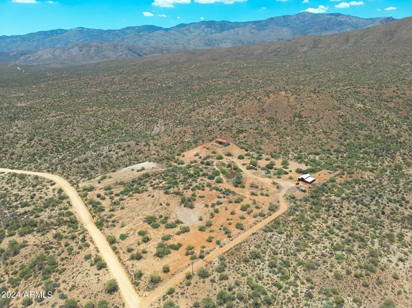 22500 S BUMBLE BEE Road, Mayer, AZ 86333